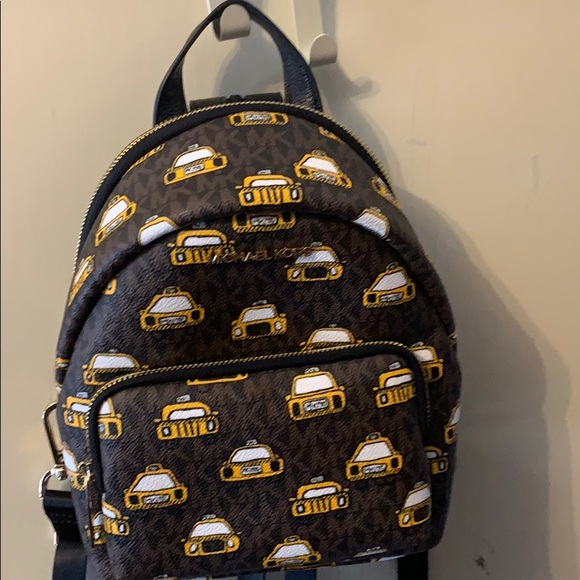 Small back pack - Picture 2 of 4